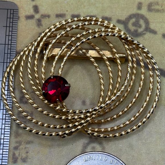 Jewelry - 1960s Vintage Round Circles Ruby Red Rhinestone Brooch Pin Abstract Modernist
